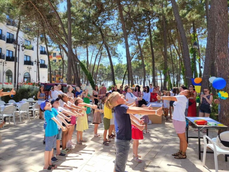 Для українців, які тимчасово перебувають в республіці Албанія, Міжнародний день захисту дітей видався справжнім родинним святом