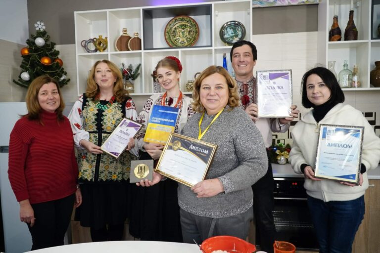 Київський Палац дітей та юнацтва гідно тримає освітній фронт!