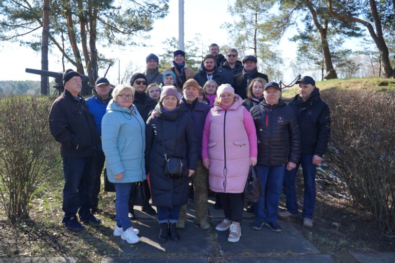 Виїзна нарада дирекції та завідувачів відділів відбулась на базі яхт-клубу Палацу