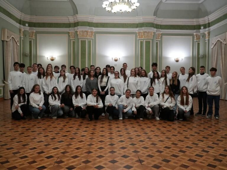 День працівників дипломатичної служби