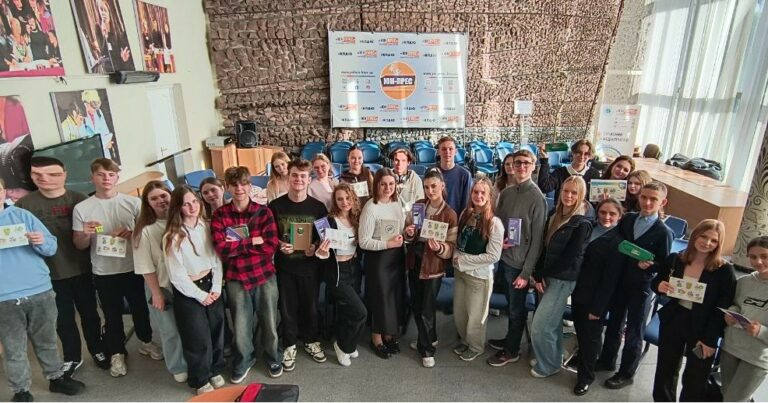 Мала дипломатична академія вивчає фінансову грамотність