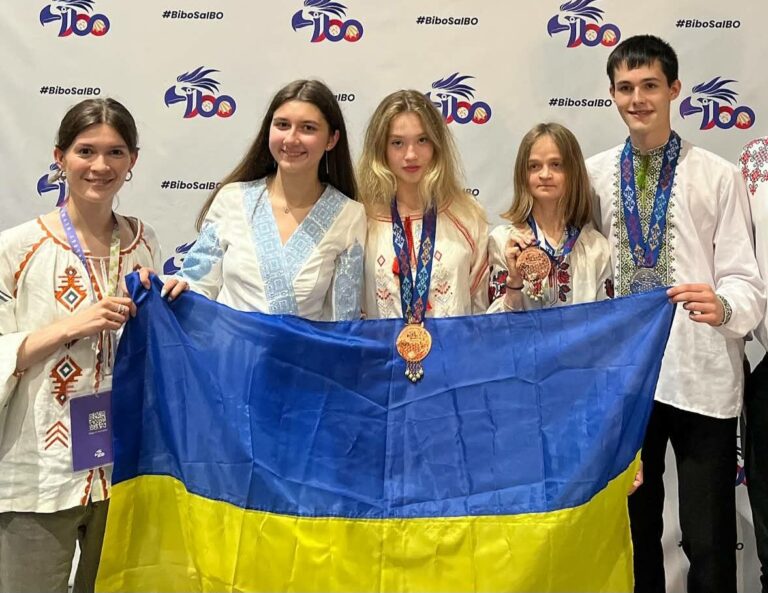 Вітаємо наших призерів Міжнародної біологічної олімпіади!