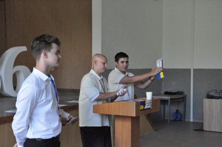 Слухачі Малої дипломатичної академії взяли участь у рольовій грі “Рубікон”