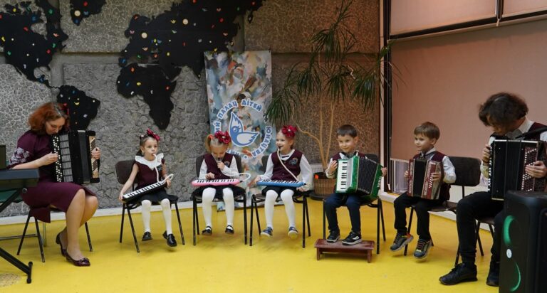 Музика, що єднає серця: спільний концерт творчих колективів КПДЮ