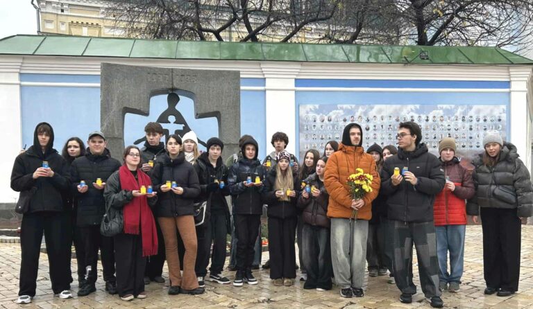 УНІВЕРСАЛЬНИЙ ЖУРНАЛІСТ. Лівобережна ліга: Дарниця