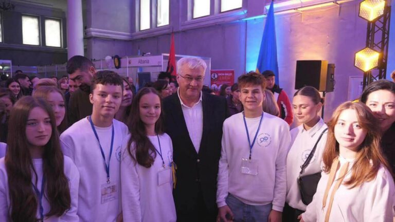 Натхнення для майбутніх дипломатів: МДА вітає дипломатичну спільноту України