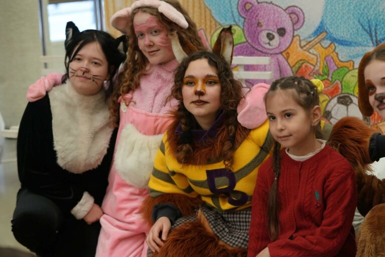 Коли іграшки оживають: різдвяне диво для маленьких киян