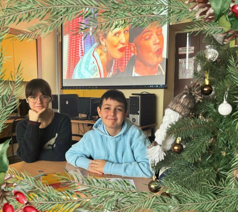 У центрі “Лінгва” підбили підсумки півріччя та провели святкові заняття