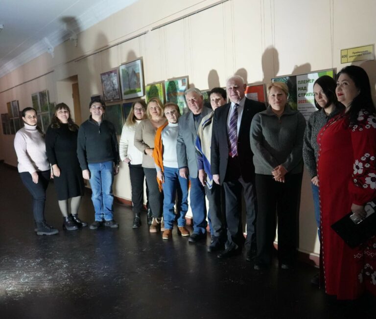 Українська природа очима дітей: “Пленер над Стрипою” в Університеті менеджменту освіти