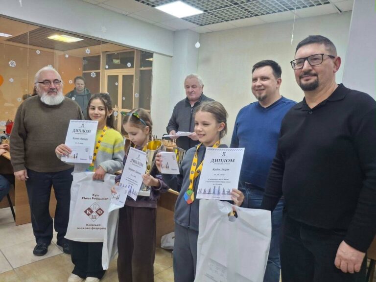 Юна шахістка, великий результат: срібло чемпіонату Києва