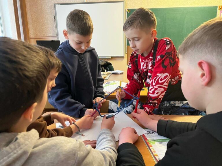 Або виграють усі, або не грає ніхто!