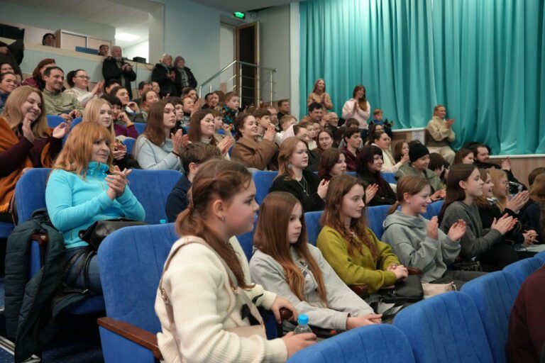 «Симфонія Дзвіночка» – фільм про голос української стійкості