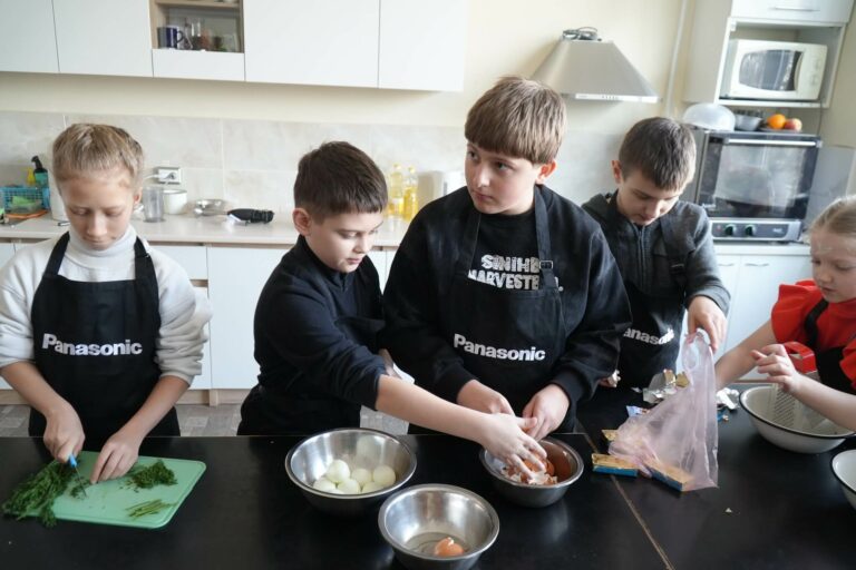 Аромат, який заповнив увесь Палац