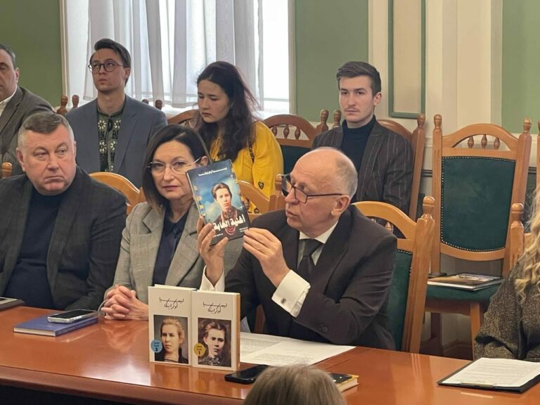 Майбутні дипломати МДА відвідали презентацію арабомовного перекладу «Лісової пісні» Лесі Українки в Дипломатичній академії України