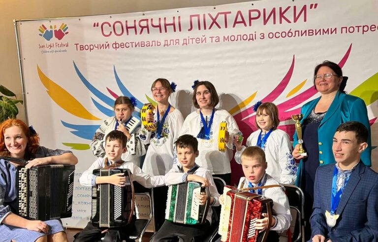 У КПДЮ працюють педагоги, які допомагають дітям повірити в себе