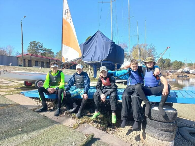 Вода, свіжий вітер та азарт боротьби