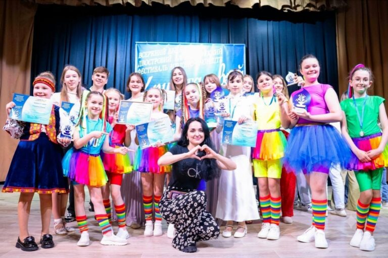 Шоу-гурт “Сонях” підкорили Всеукраїнський фестиваль-конкурс «Кришталевий фонтан»