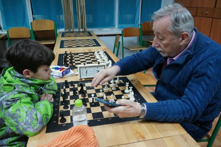 12 вересня в Колонній залі Київської міської ради відбувся турнір із блискавичних шахів «Шлях до Перемоги».